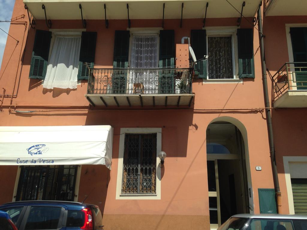 Ferienwohnung Casa Vacanza "Marina San Giuseppe" Ventimiglia Exterior foto